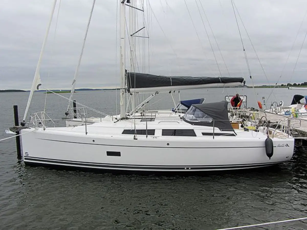 Hanse 348