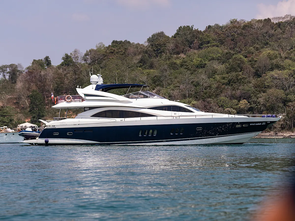 Sunseeker 90